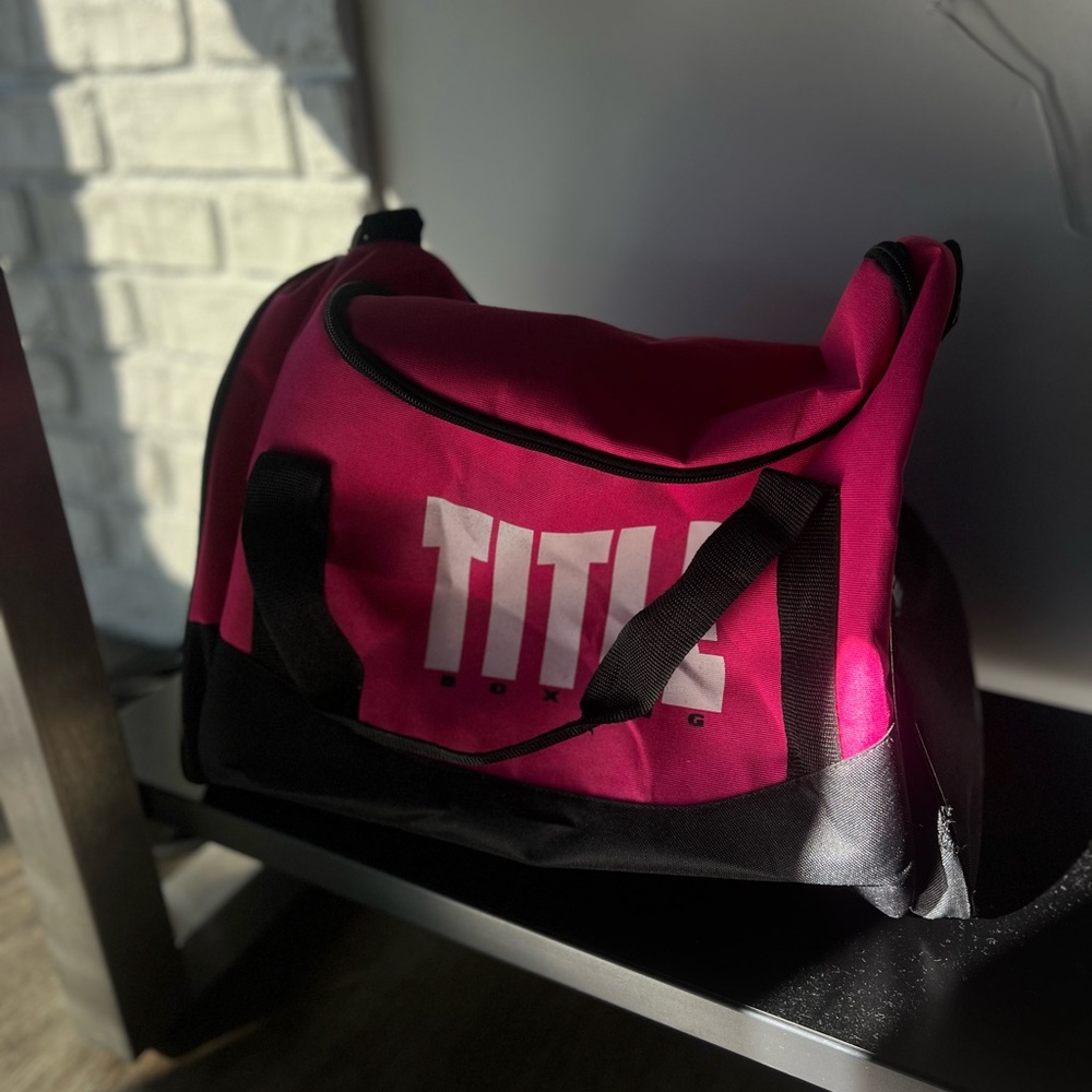 Title Women's Pink and Black Sports Bag